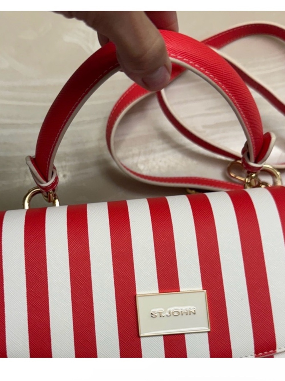 Striped Red & White Crossbody Bag - St. John - Picture 5 of 11